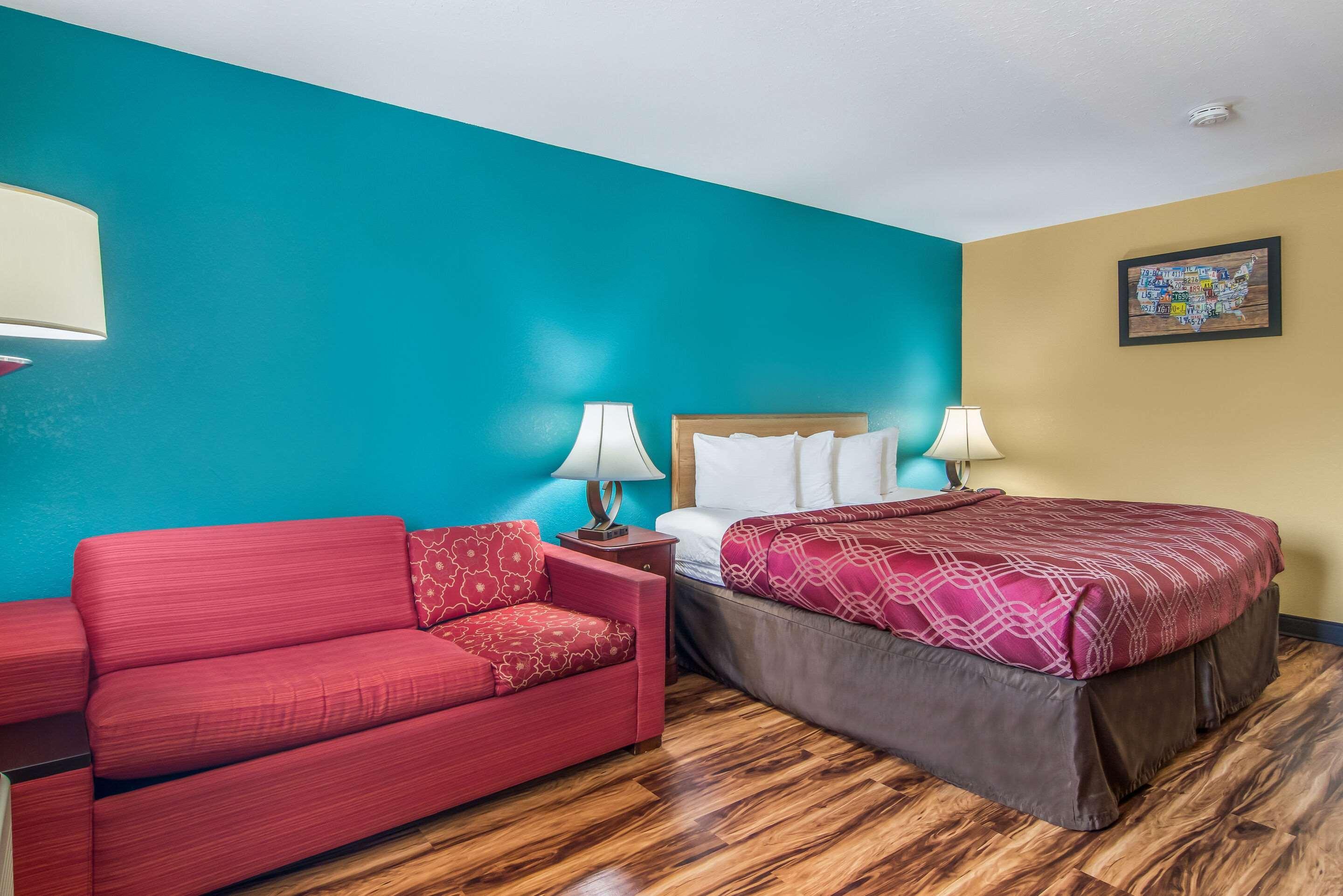 Econo Lodge Hotel ברדפורד מראה חיצוני תמונה