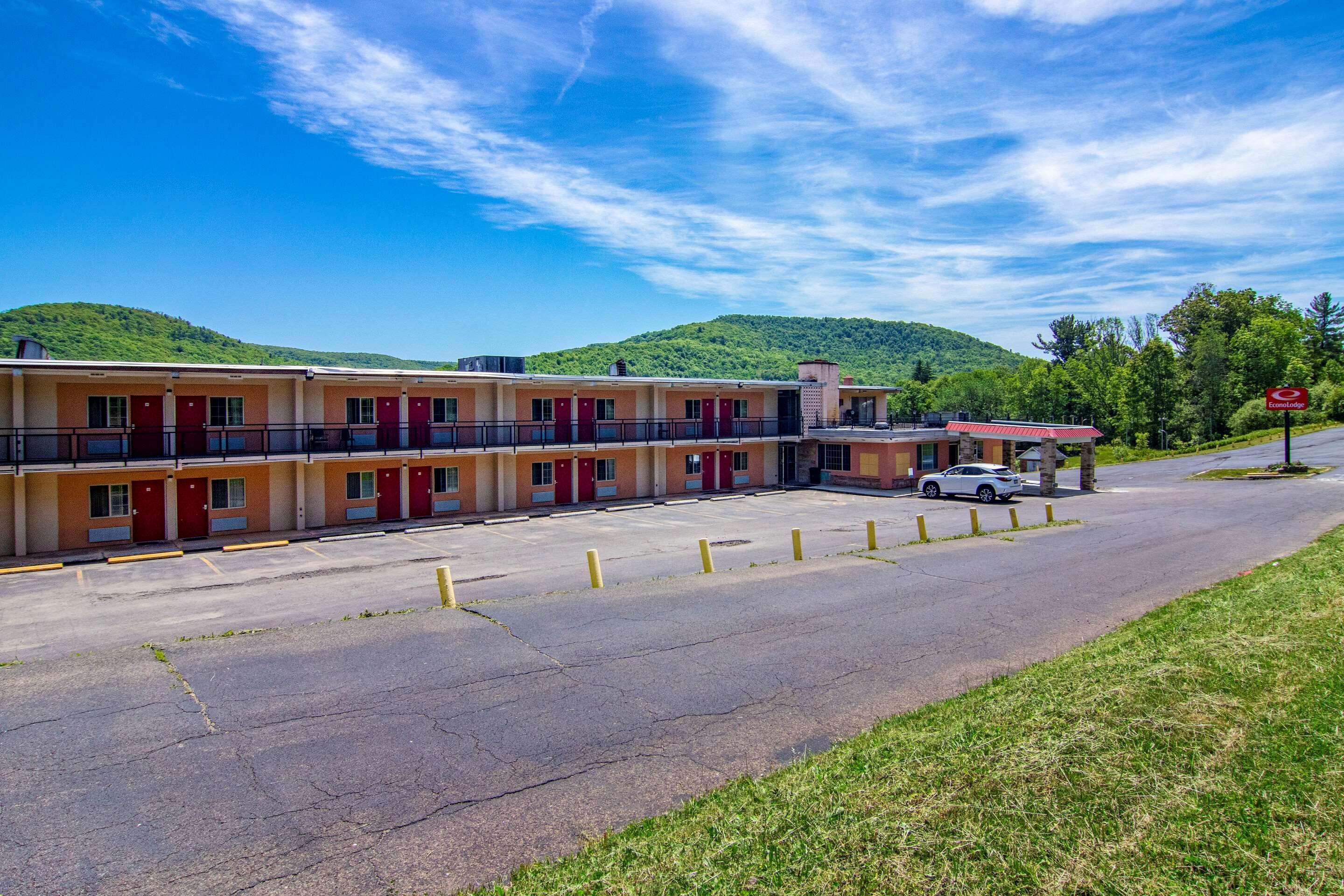 Econo Lodge Hotel ברדפורד מראה חיצוני תמונה