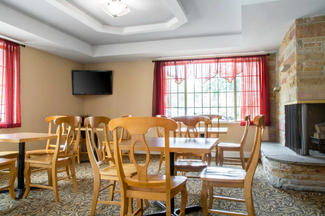 Econo Lodge Hotel ברדפורד מראה חיצוני תמונה